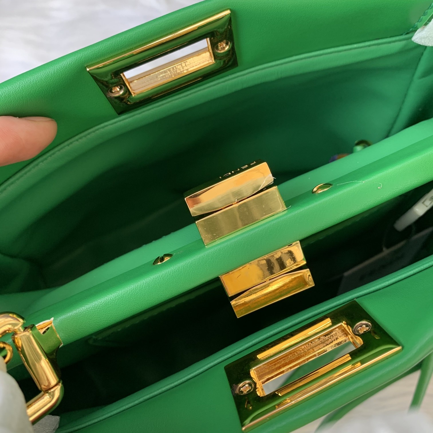 F*endi Top Bag 23*18*11cm