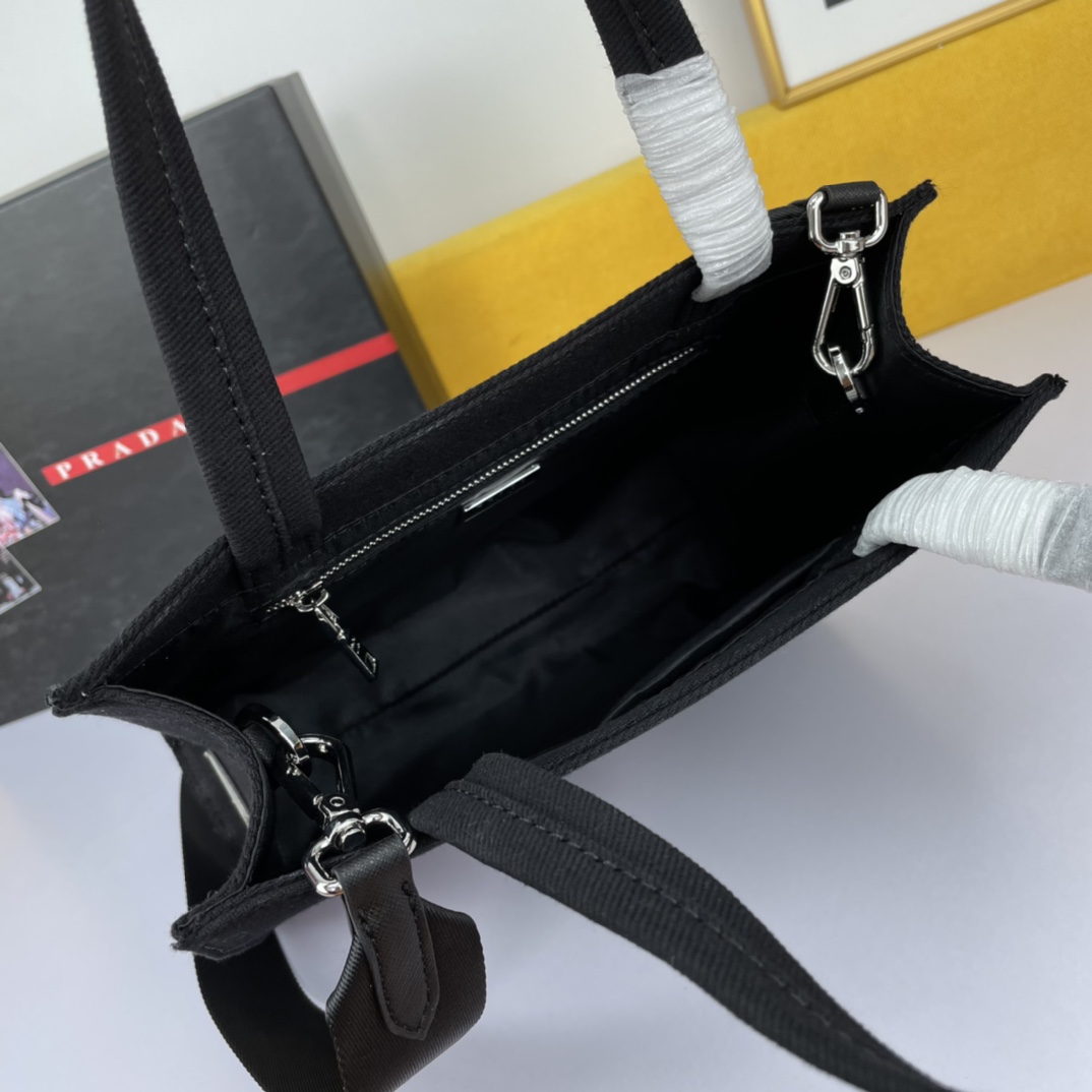 P*rada Bag Top Quality 26*23.5*9cm