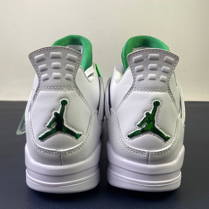 Air Jordan 4 Retro Metallic Green CT8527-113