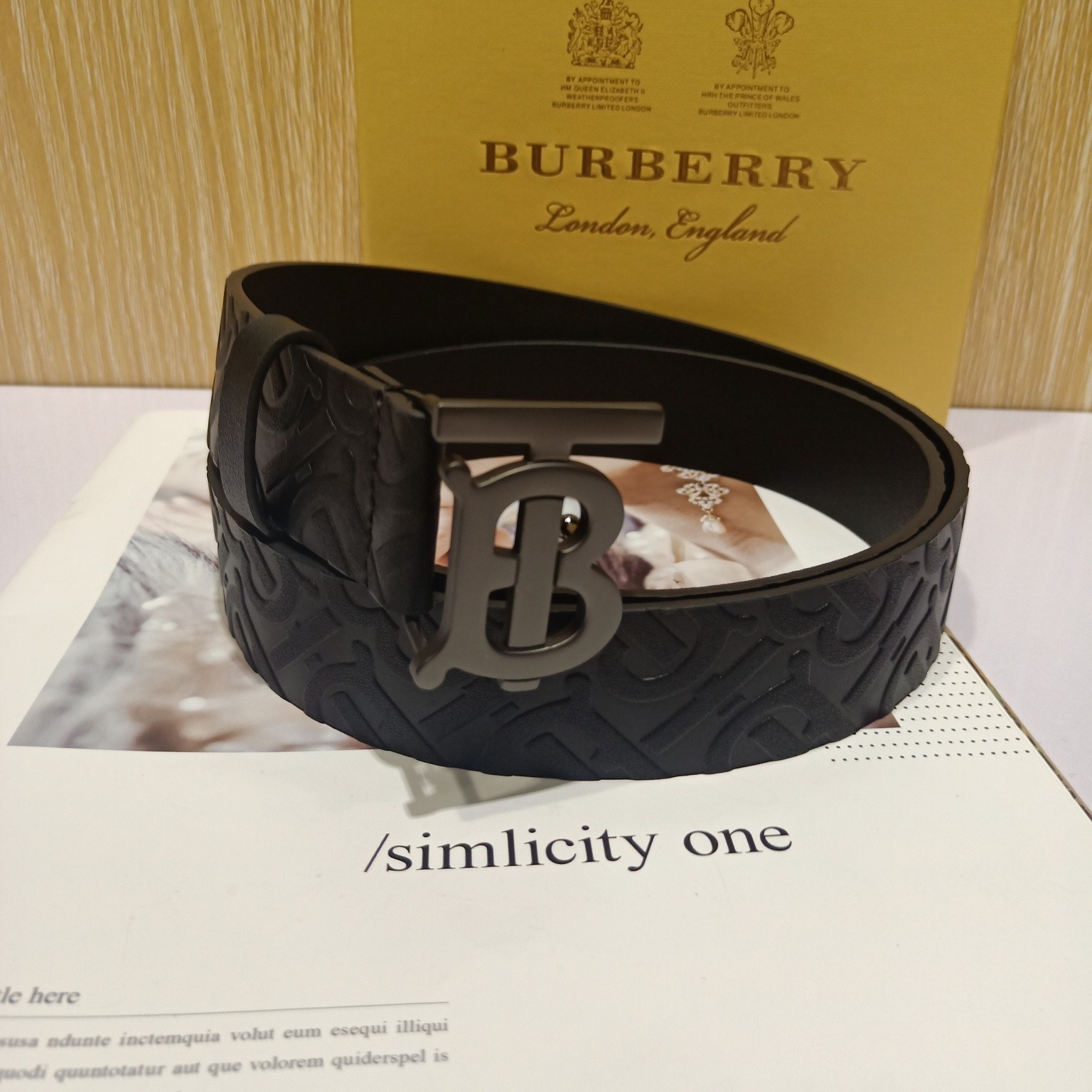 B*rberrry Belts Top Version