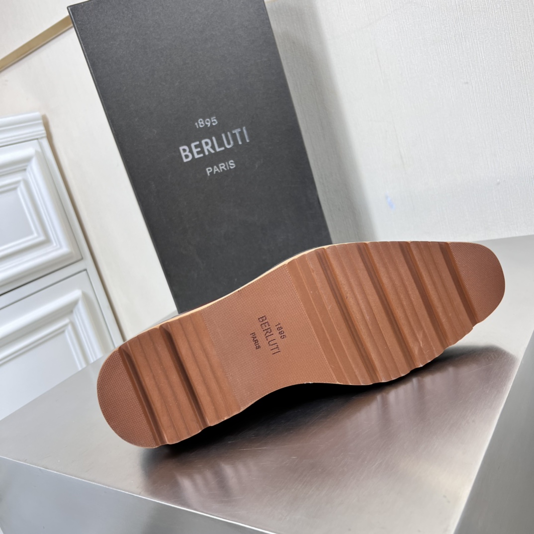 Men B*erluti Top Loafer