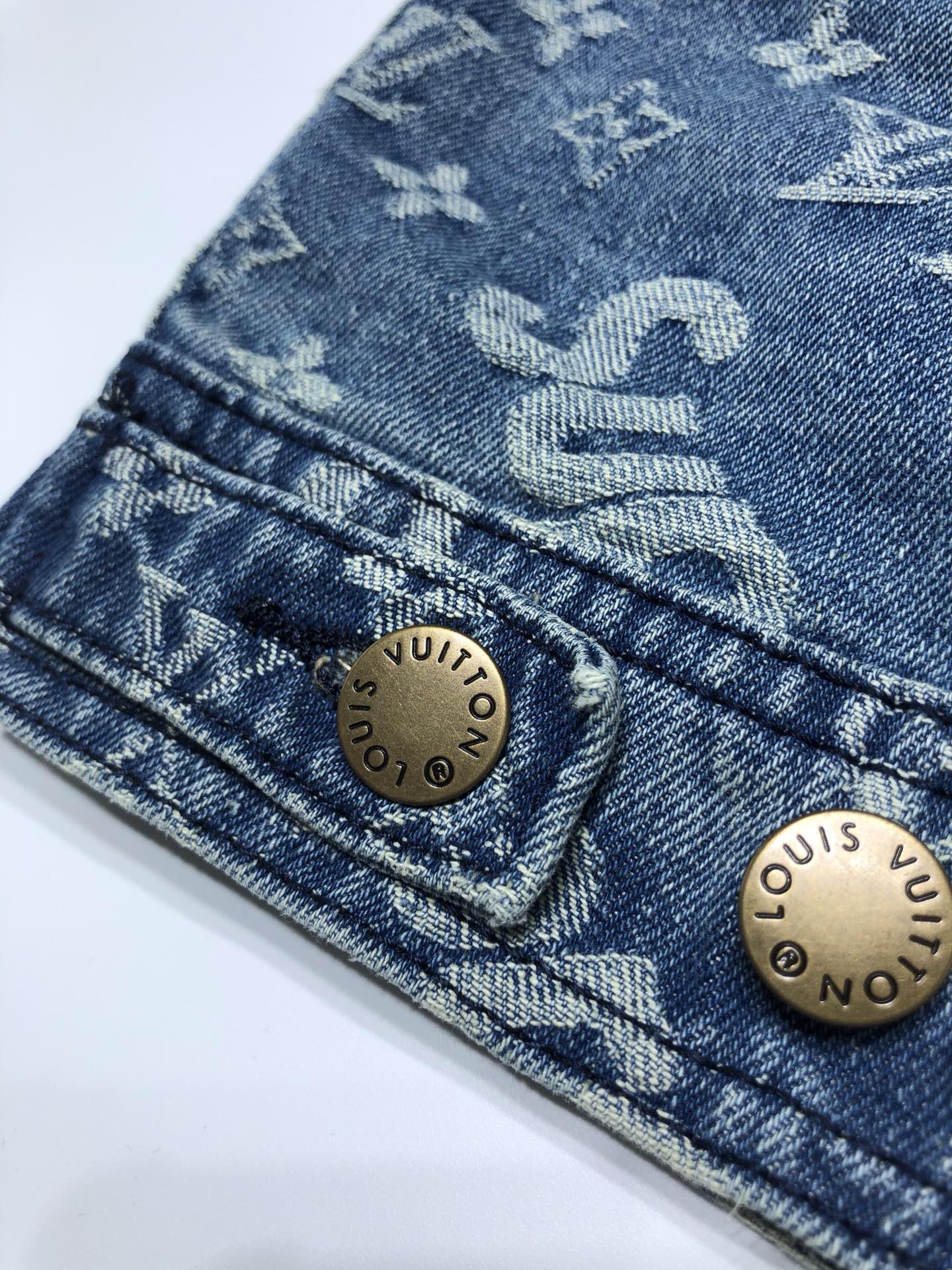 Men Jacket/Sweater Top Quality12