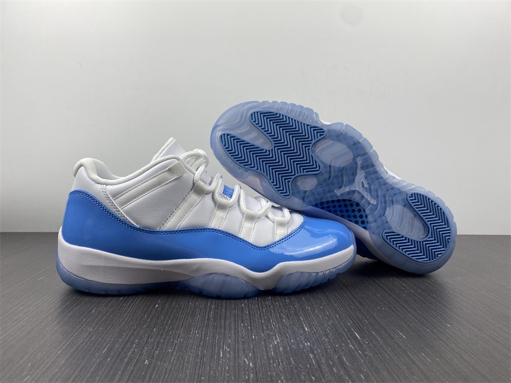 Air Jordan 11 Low 