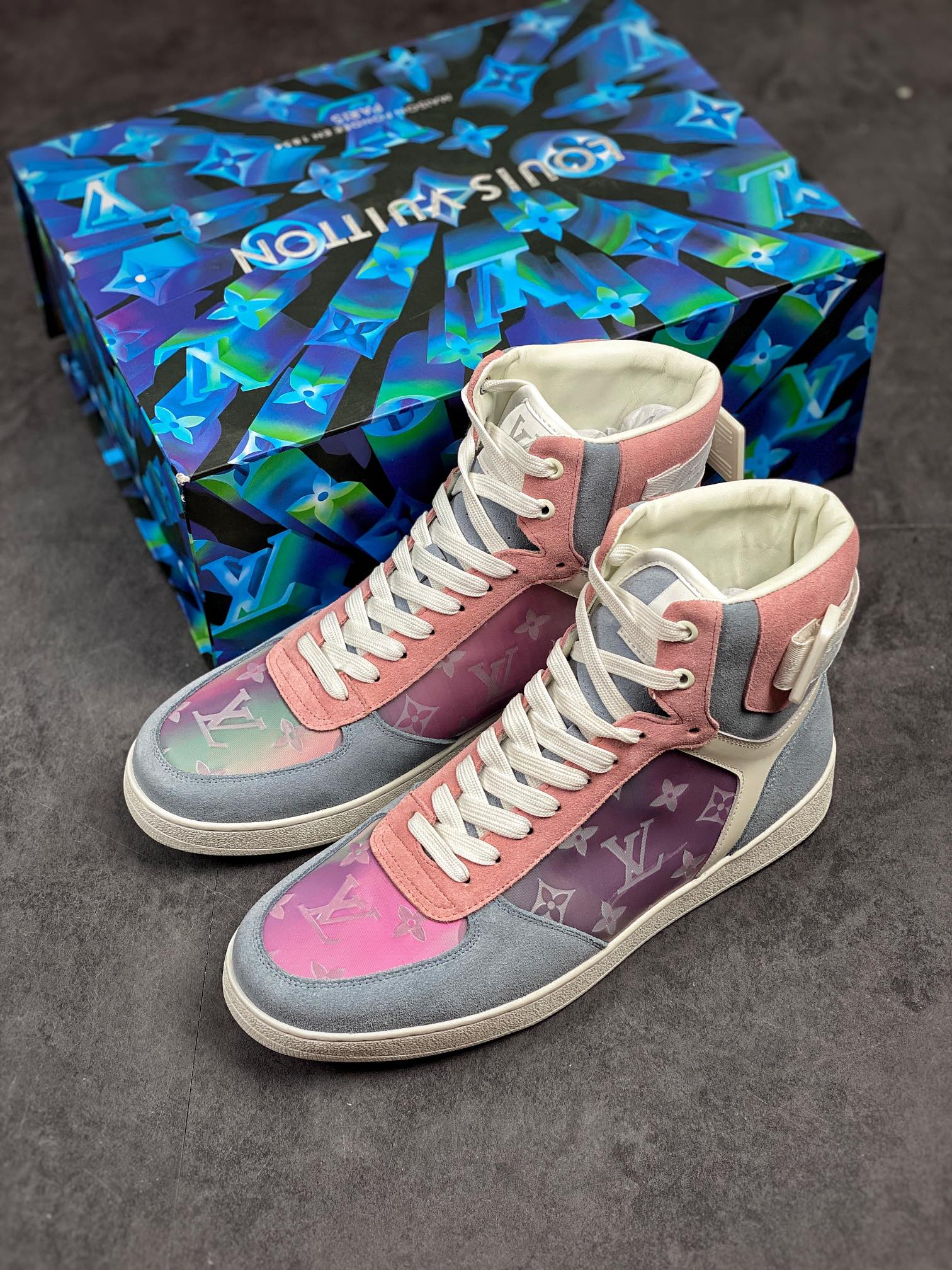 Men L*ouis V*uitton Top Sneaker