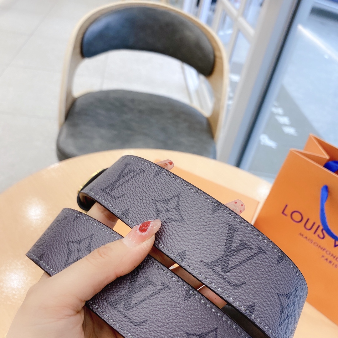 L*ouis V*uitton Belts Top Version