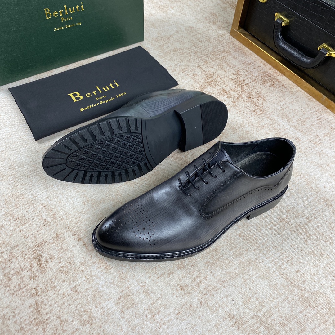 Men B*erluti Top Loafer