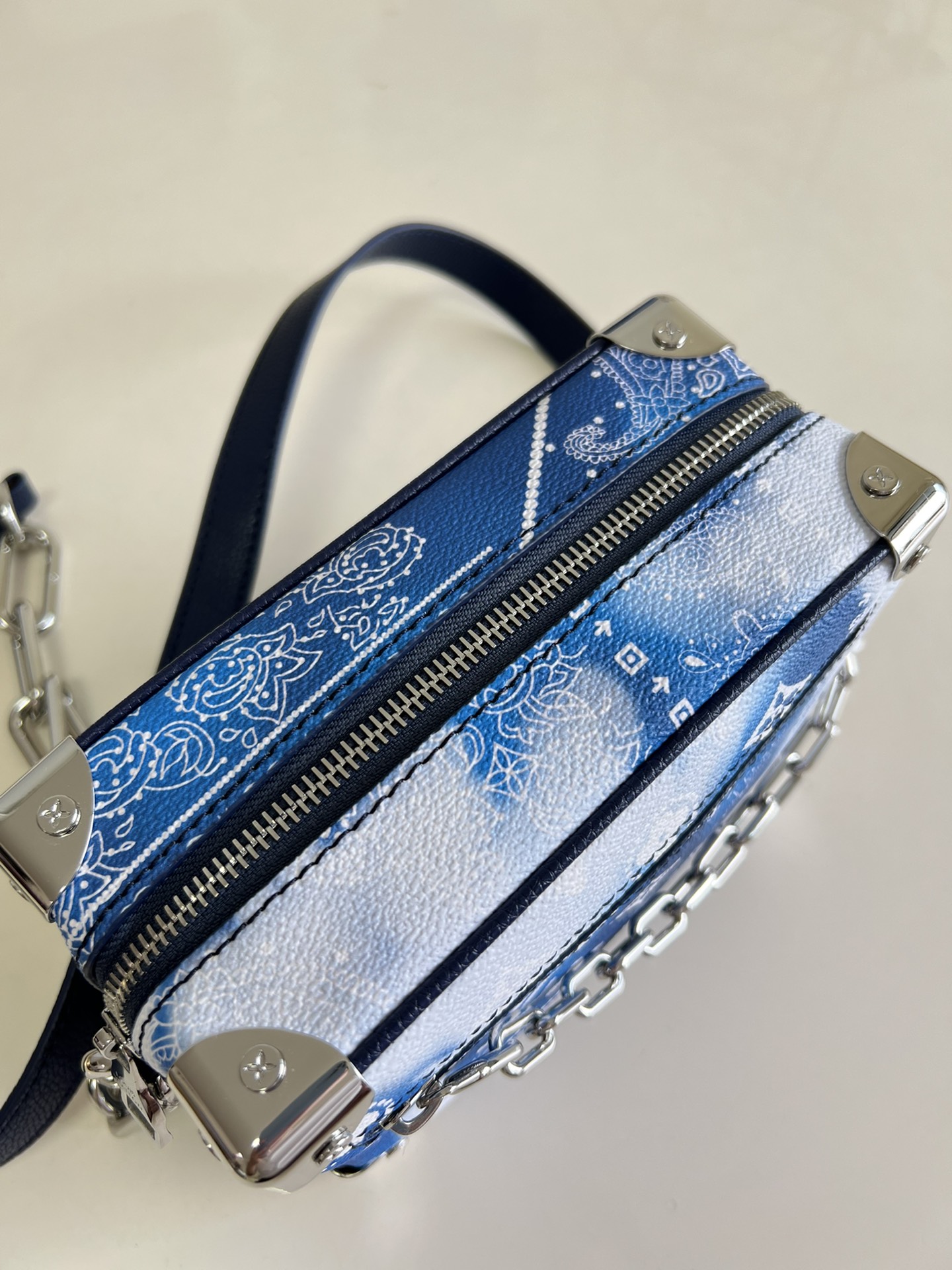 L*ouis V*uitton Top Bag 18.5*13*8CM