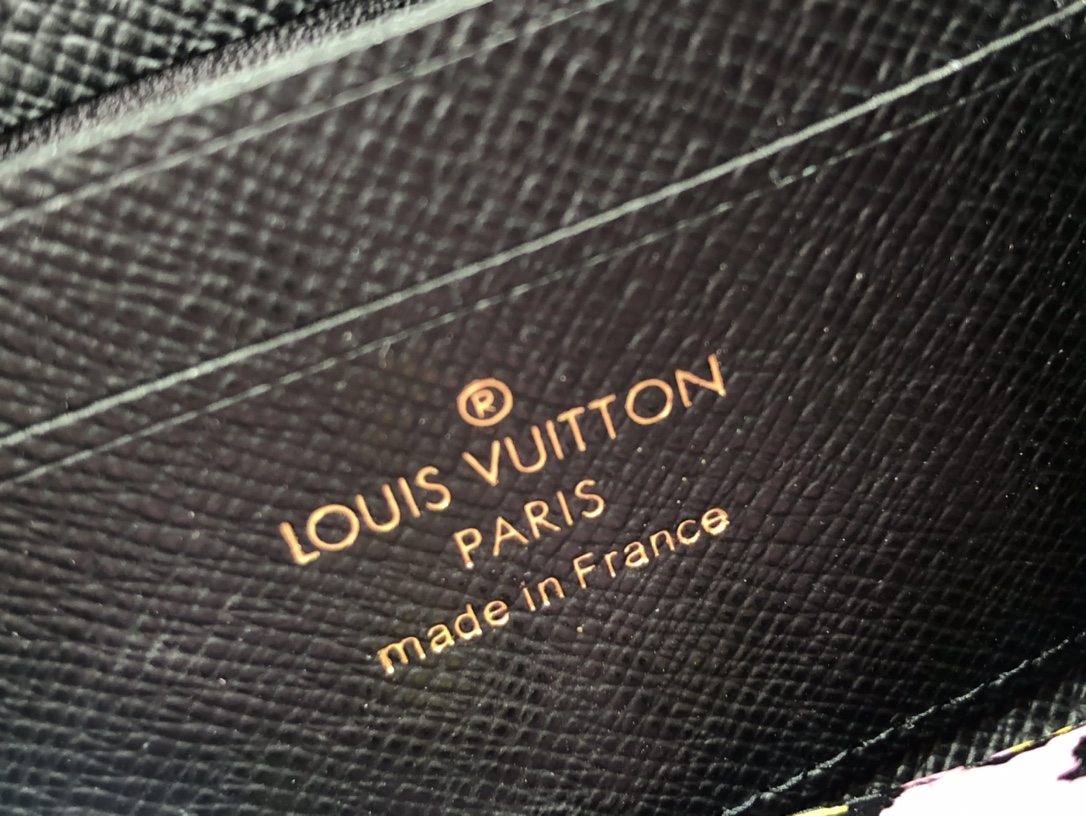 L*ouis V*uitton Bag Top Quality 11*8.5*2cm