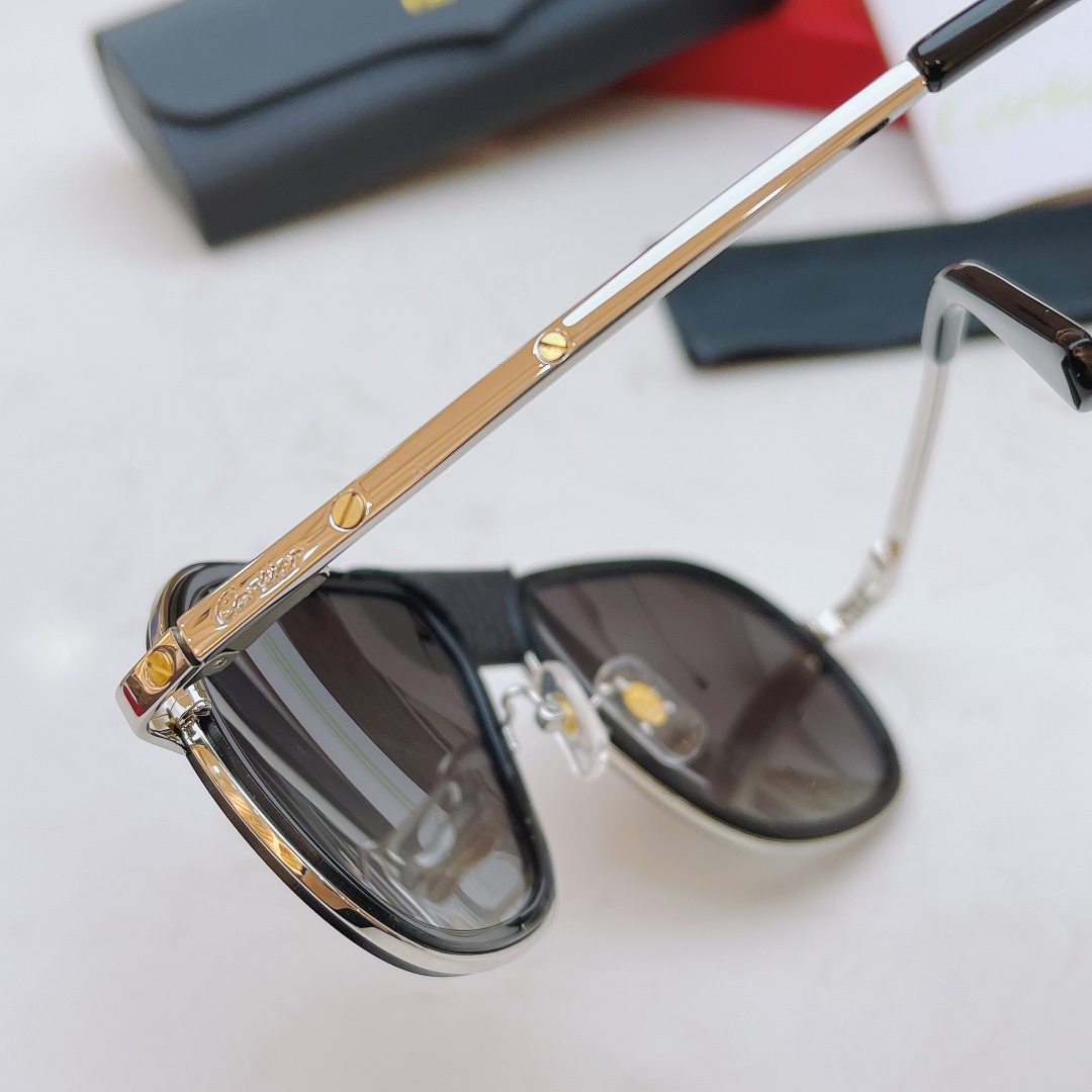 C*artier Glasses Top