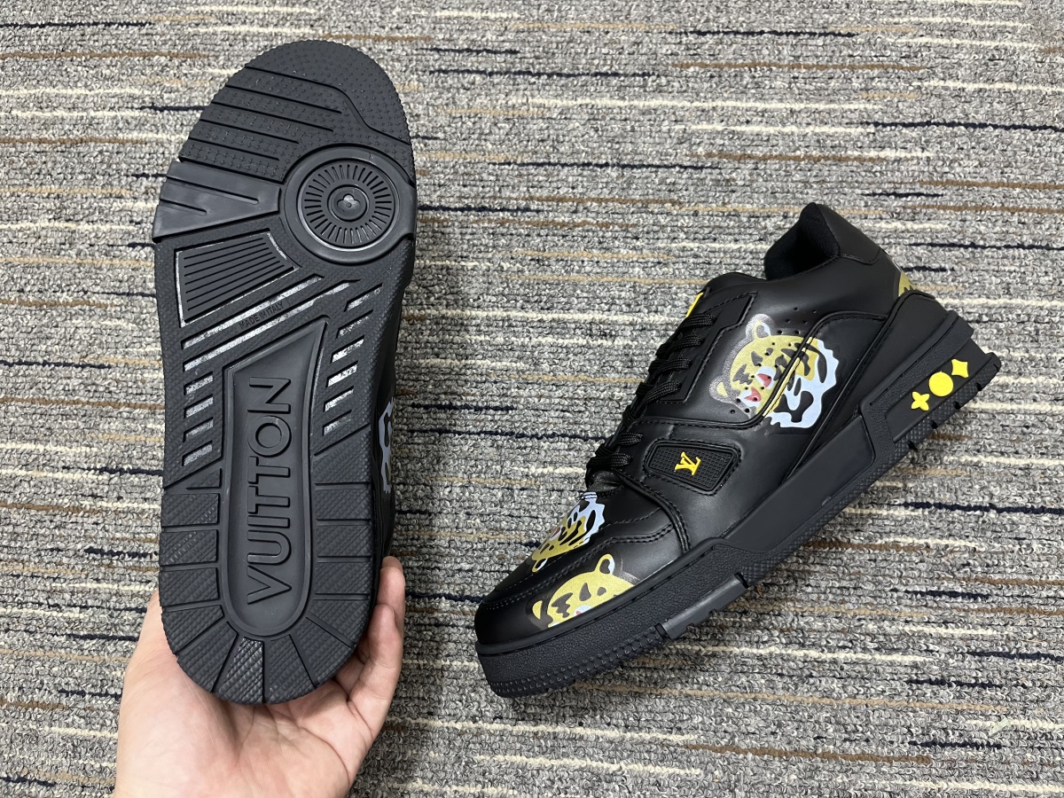 Men L*ouis V*uitton Top Sneakers