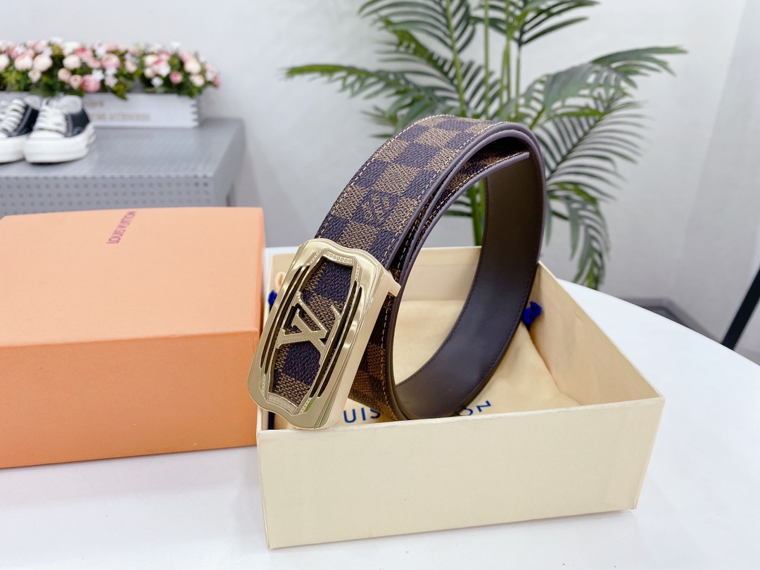 L*ouis V*uitton Belts Top Version