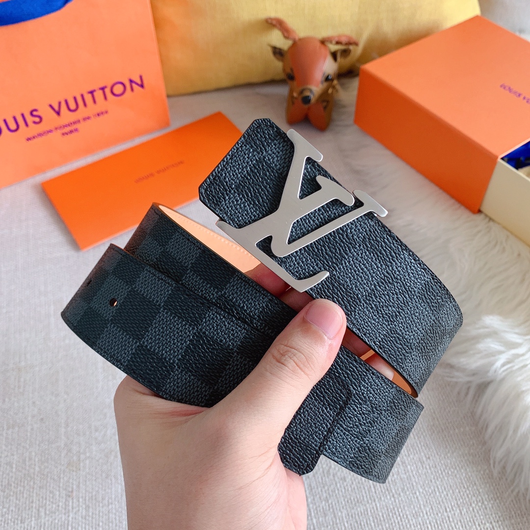 L*ouis V*uitton Belts Top Version 39mm