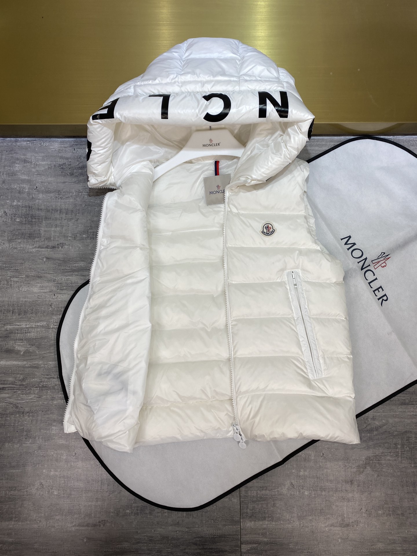 Men Jacket/Sweater Top Quality