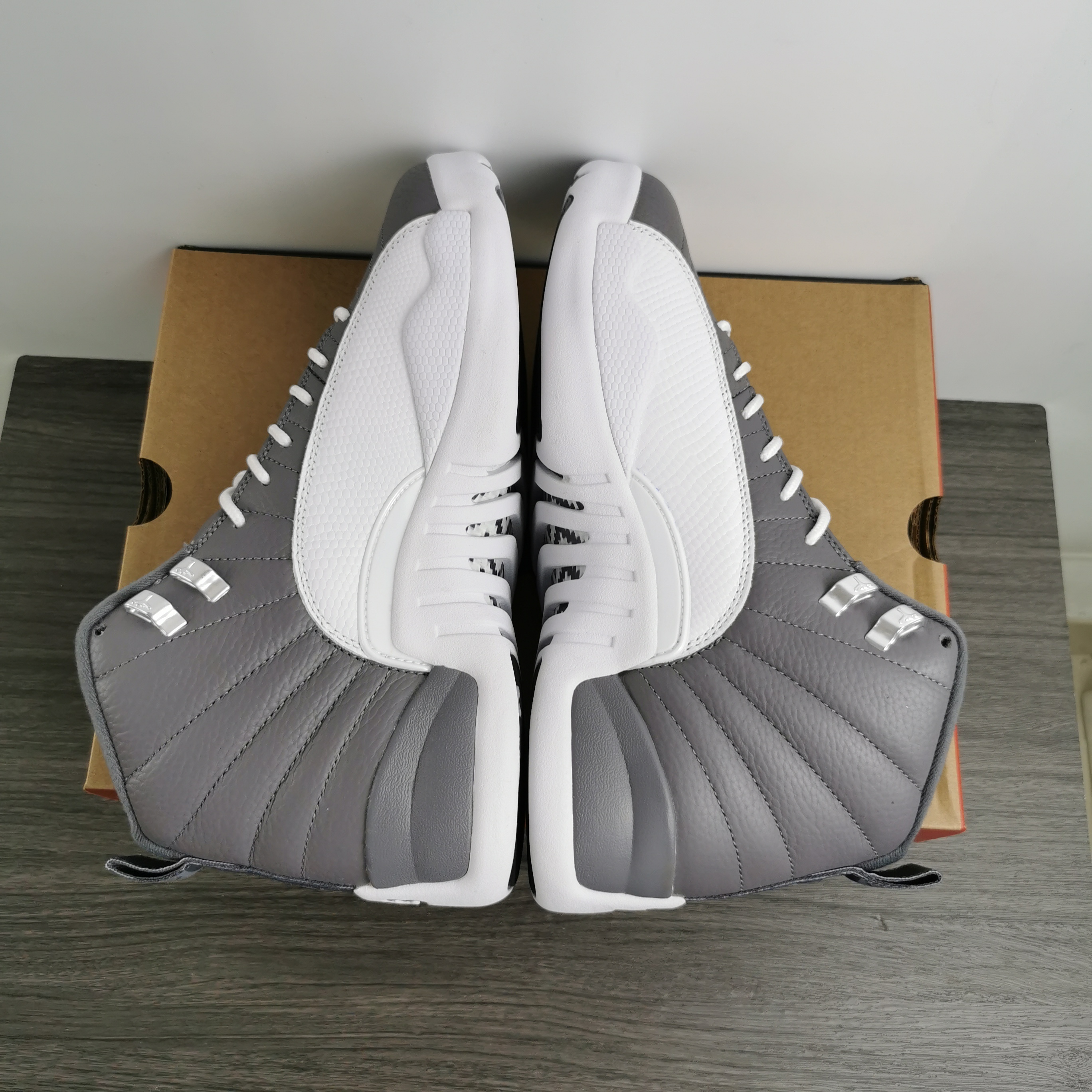 Air Jordan 12 STEALTH CT8025-610