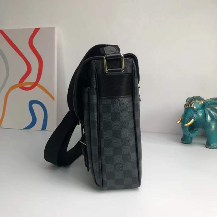 L*ouis V*uitton Top Bag