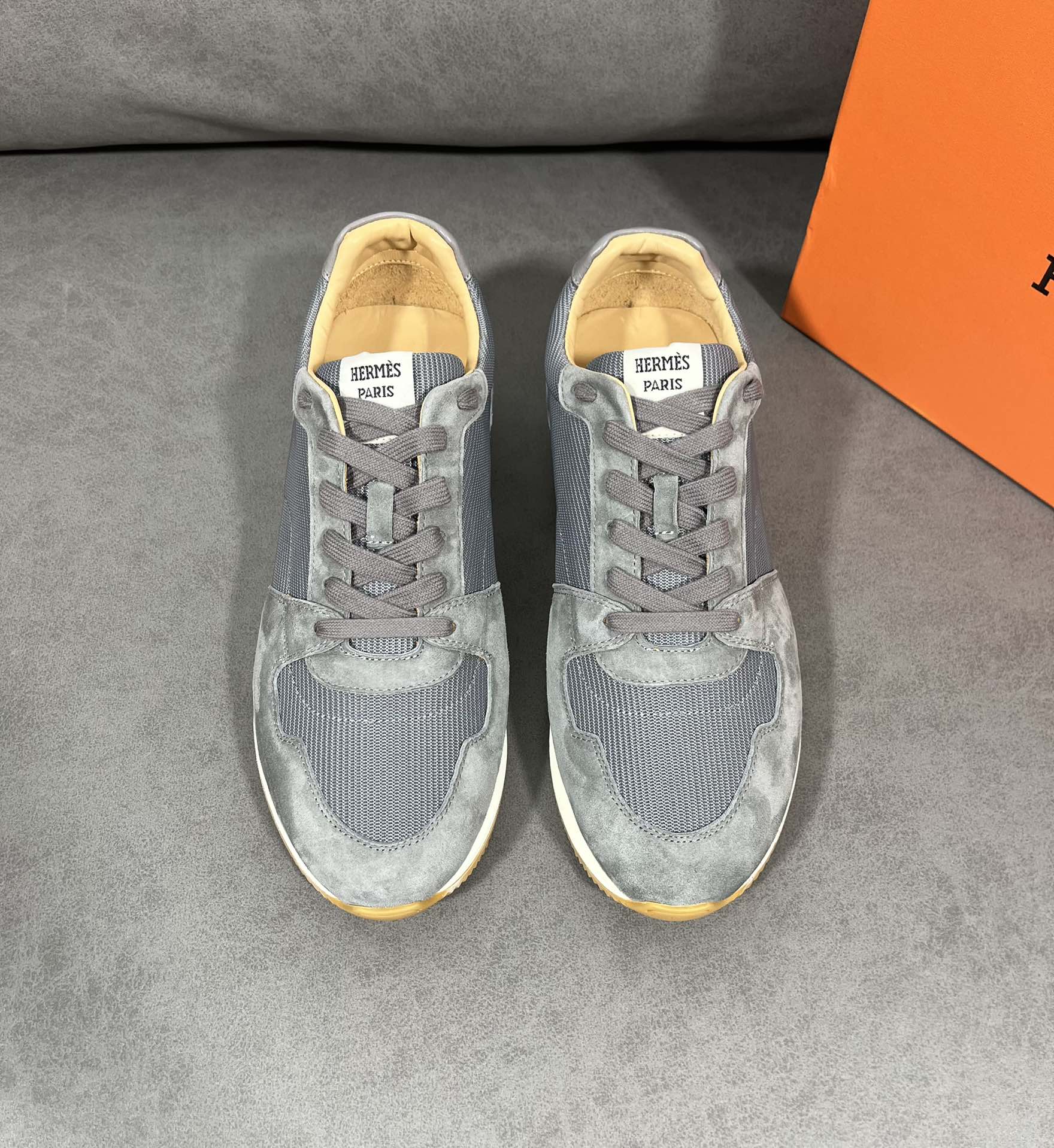 Men H*ermes Top Sneaker