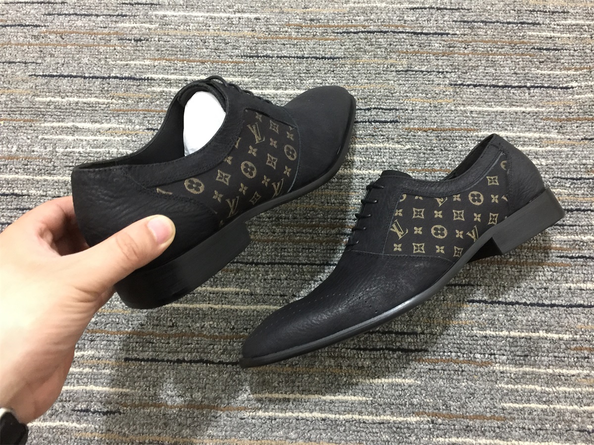 Men L*ouis V*uitton Top Sneaker