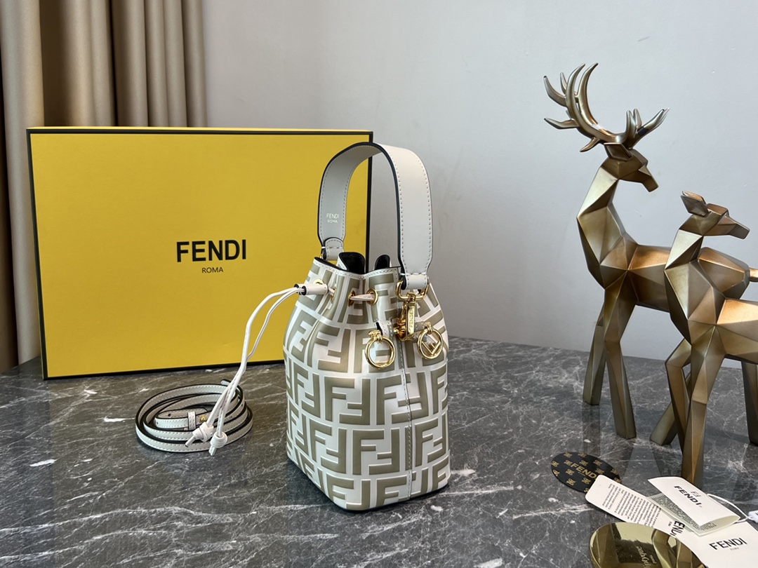 F*endi Bag Top Quality 12*10*18CM