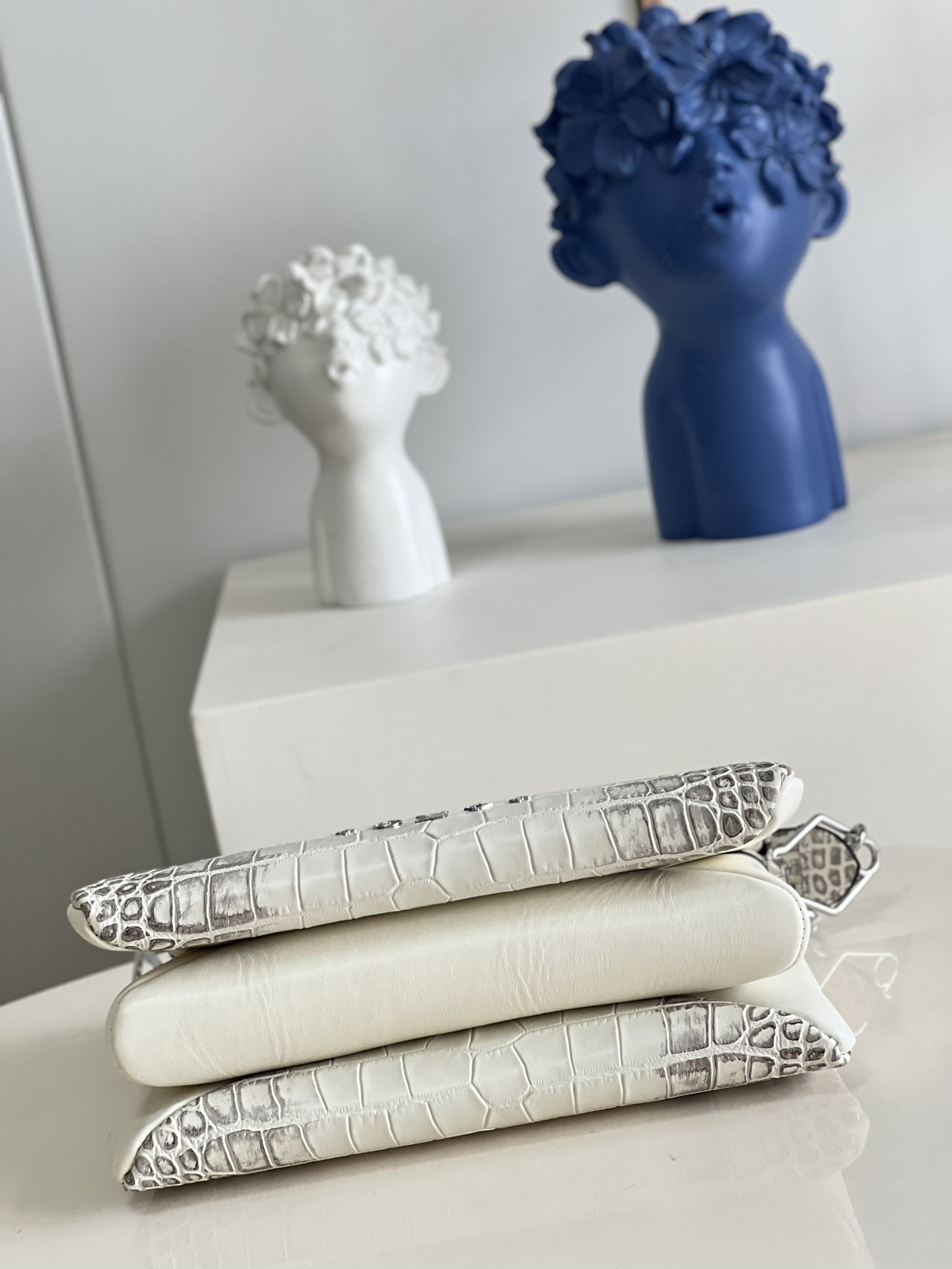 L*ouis V*uitton Top Bag 26*20*12CM