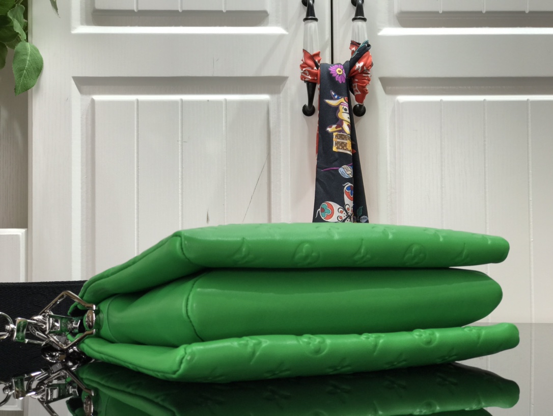 L*ouis V*uitton Bag Top Quality 20*26*12cm