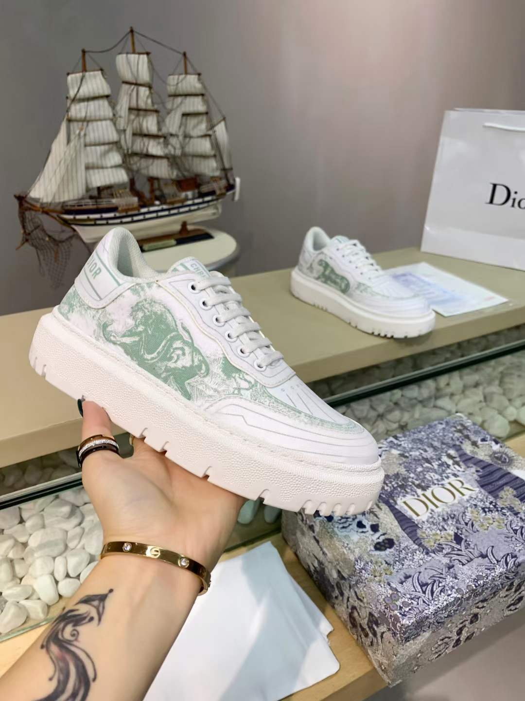 Men Women D*or Top Sneaker