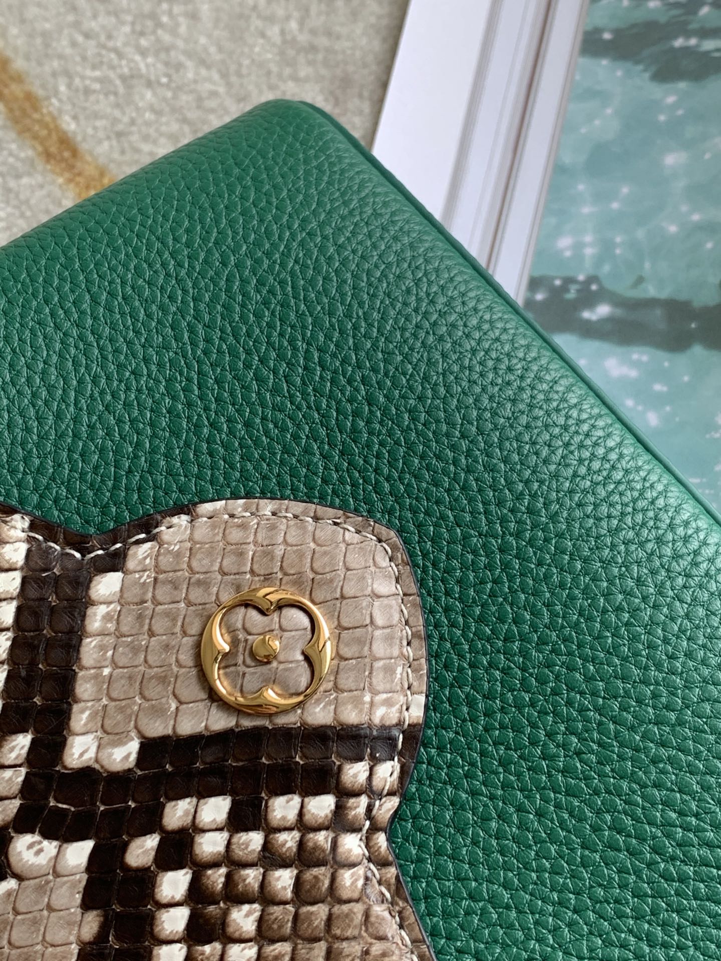 L*ouis V*uitton Top Bag 21x14x8cm