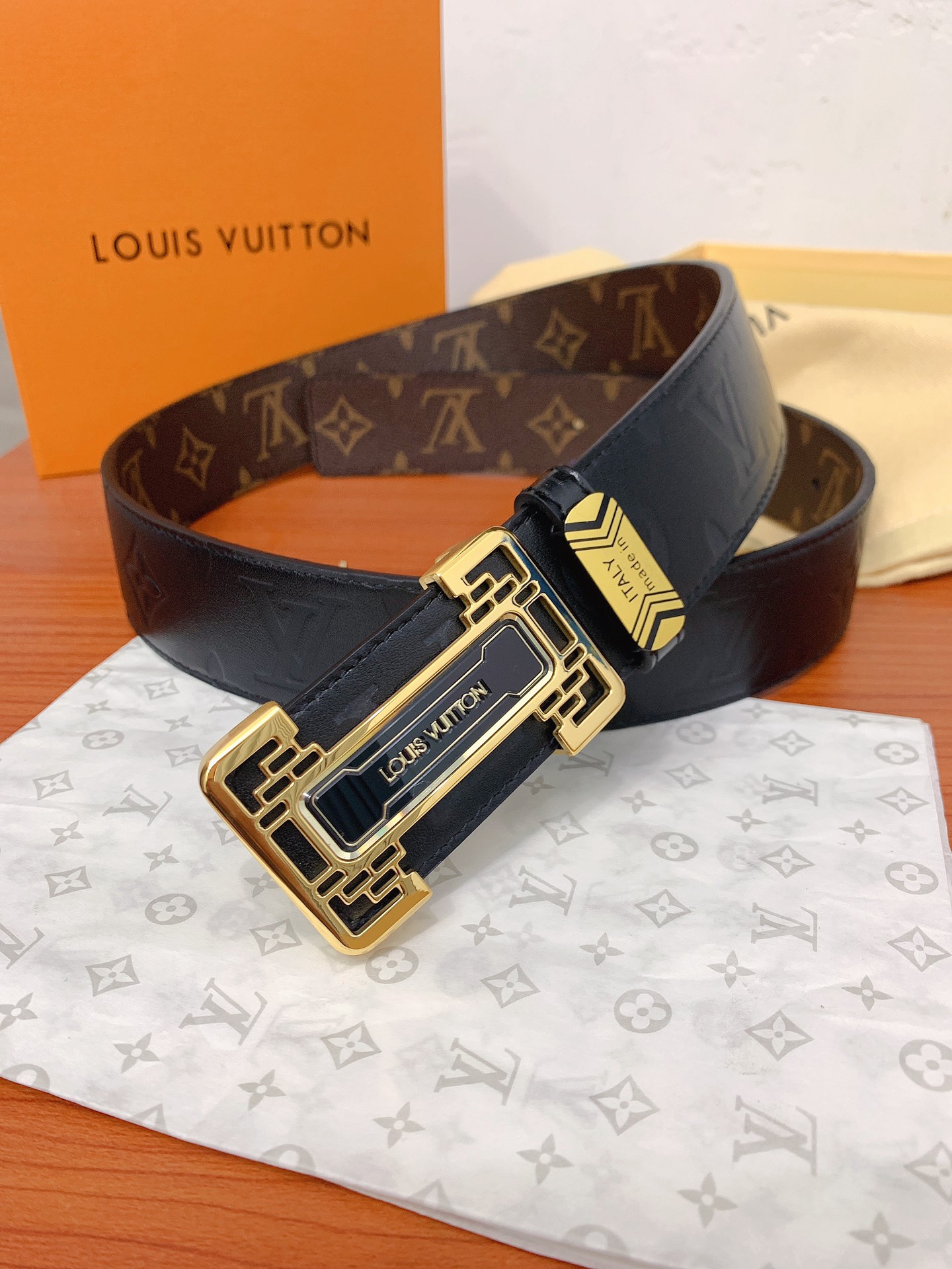 L*ouis V*uitton Belts Top Quality 40MM