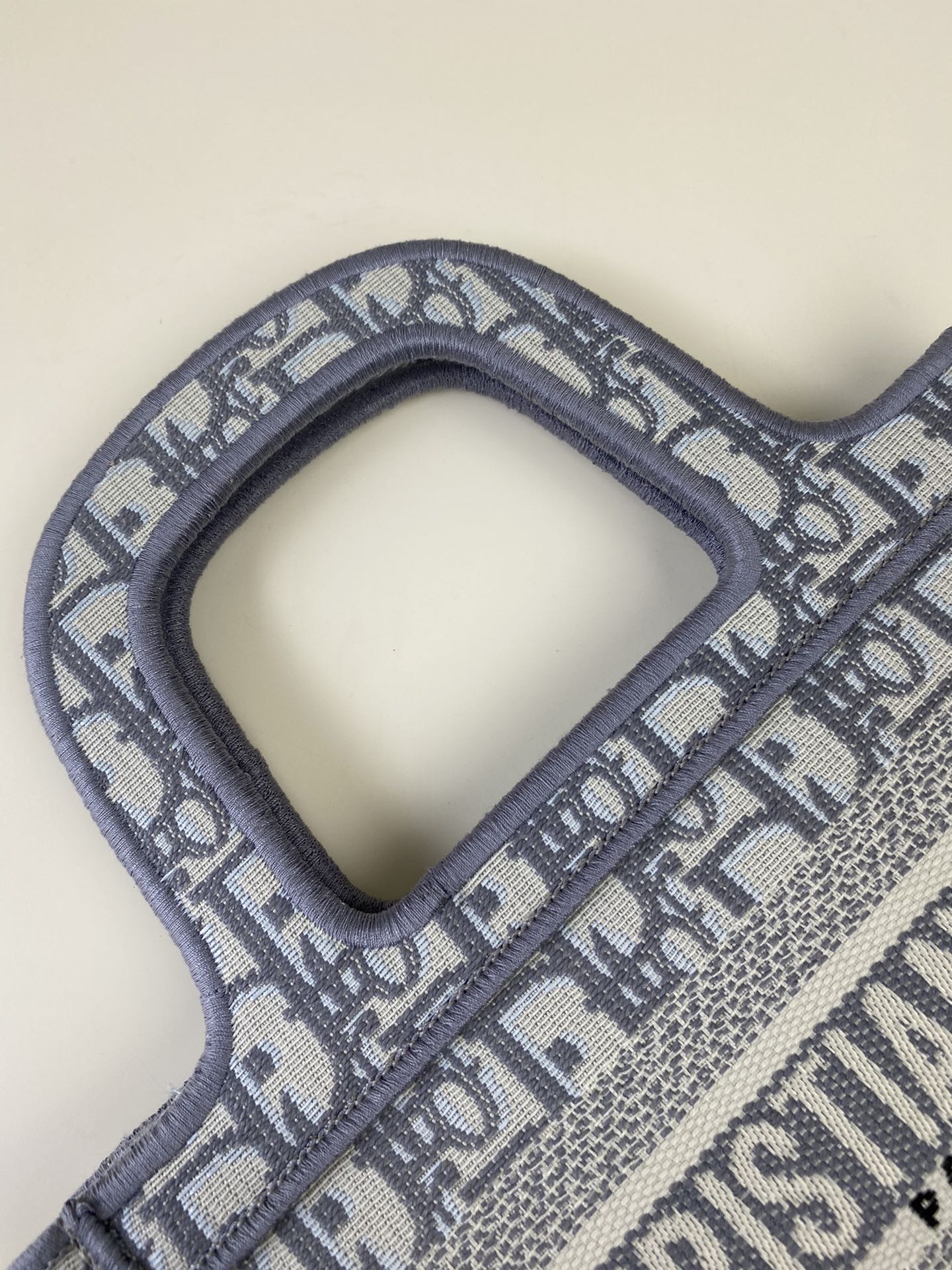 D*ior Top Bag 22.5*24*8cm