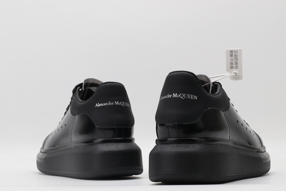 A*exander M*queen Sneaker