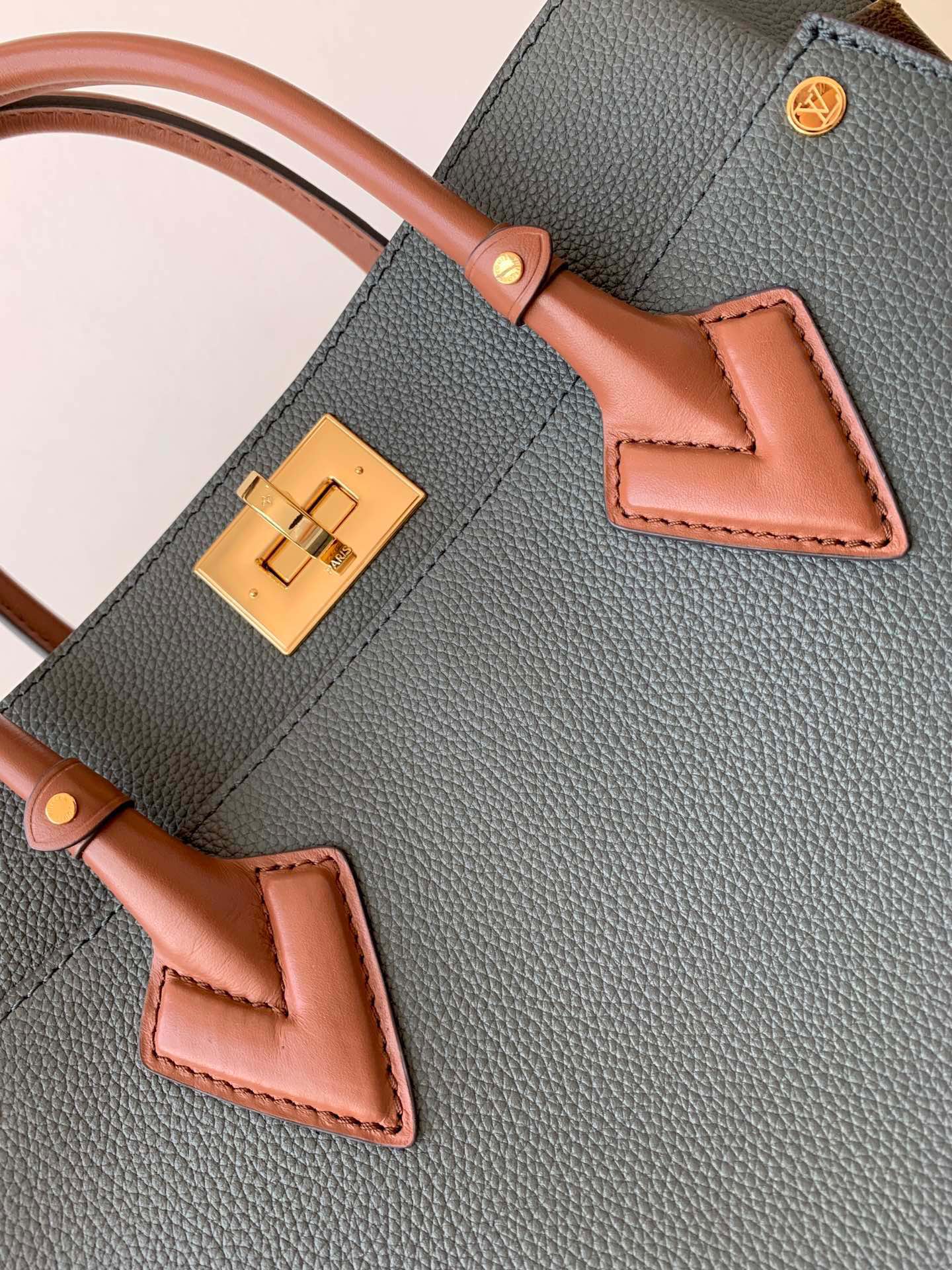 L*ouis V*uitton Top Bag 30.5*24.5*14cm