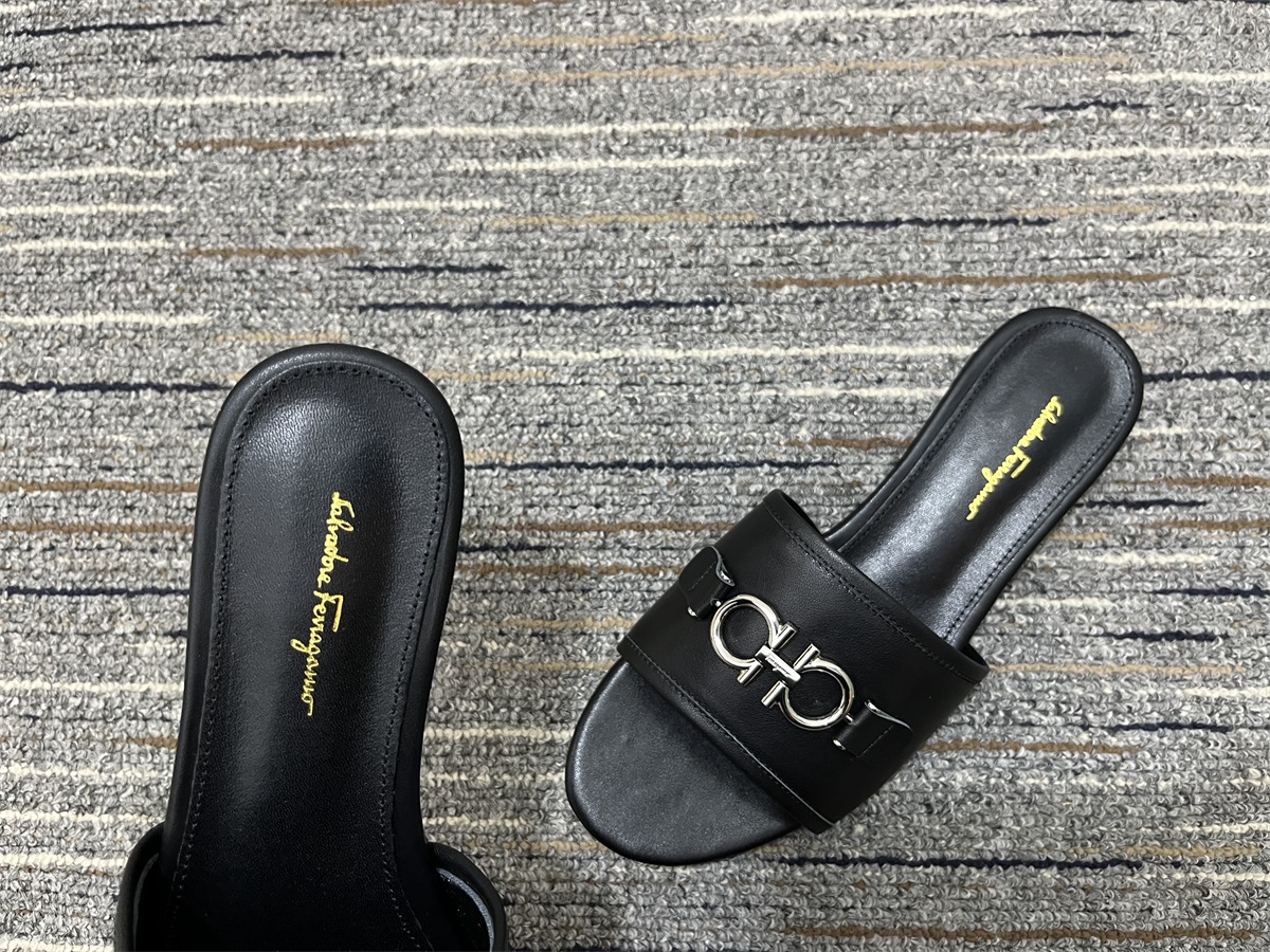 Women F*erragamo Top Sandals