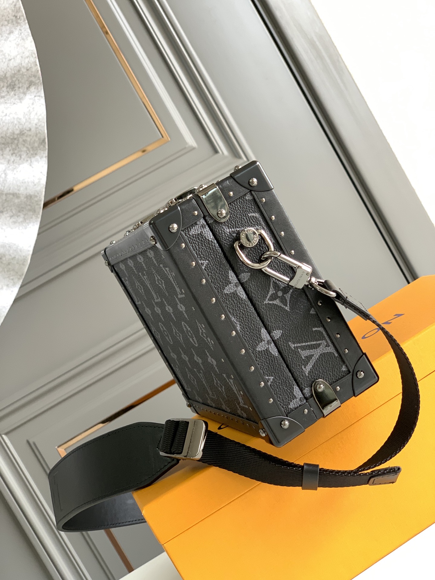 L*ouis V*uitton Top Bag 24.5*16.5*8cm