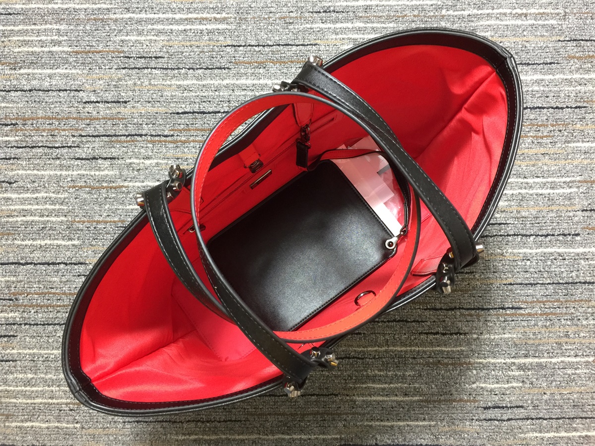 Bag C*hristian L*ouboutin Top Quality
