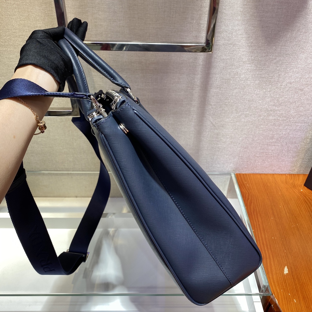 P*rada Bag Top Quality 39*29*9CM