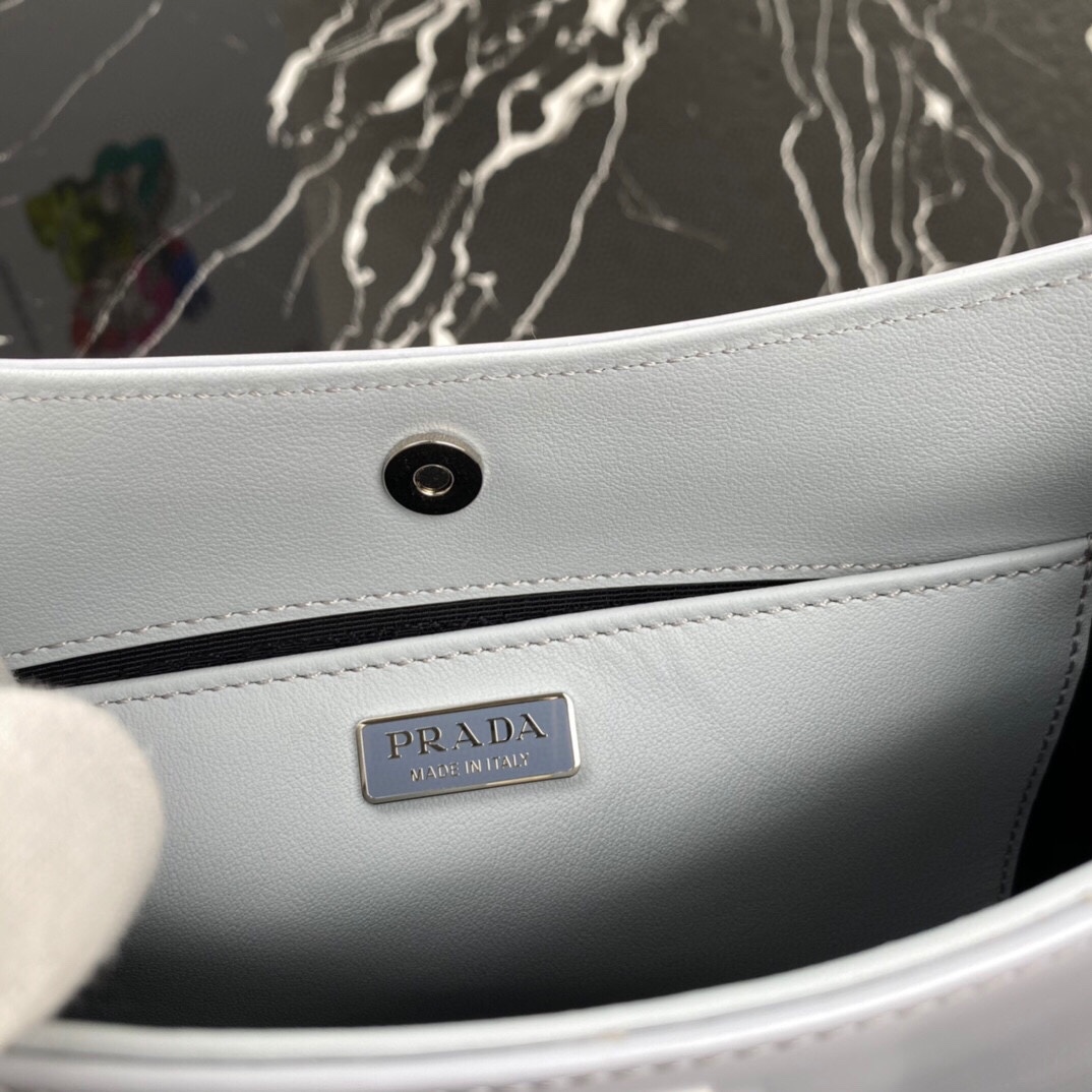 P*rada Top Bag 27X21X5CM