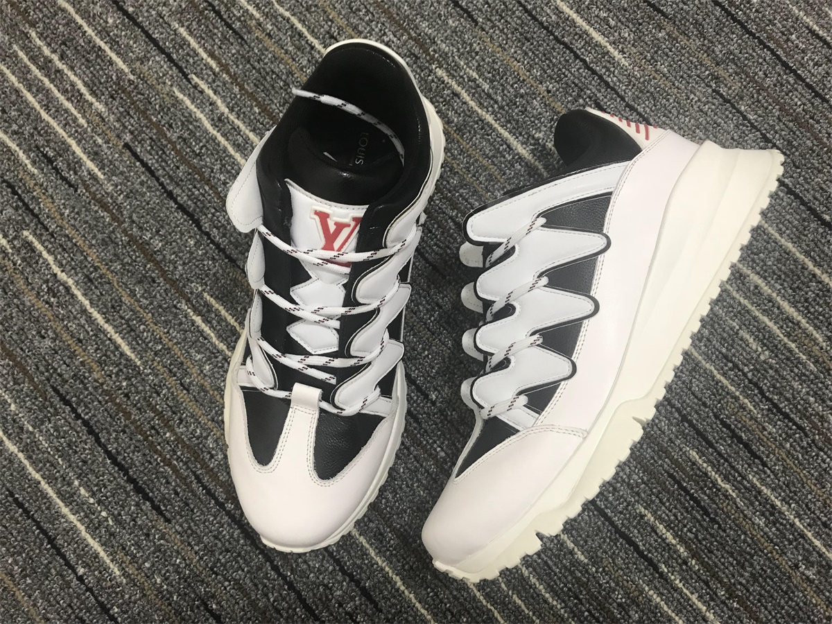 Men L*ouis V*uitton Run Away Top Sneaker