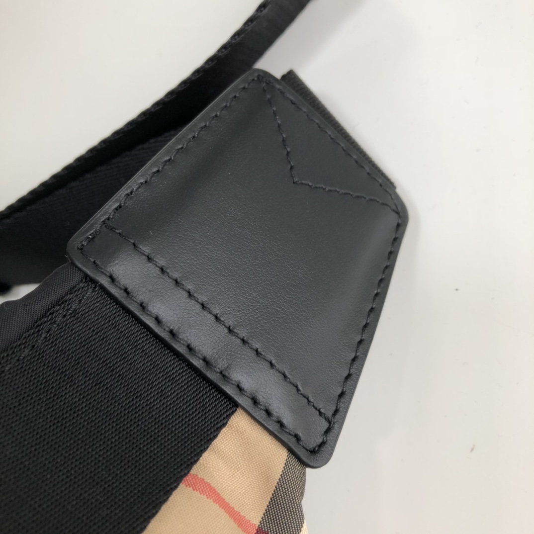 B*urberry Bag Top Quality