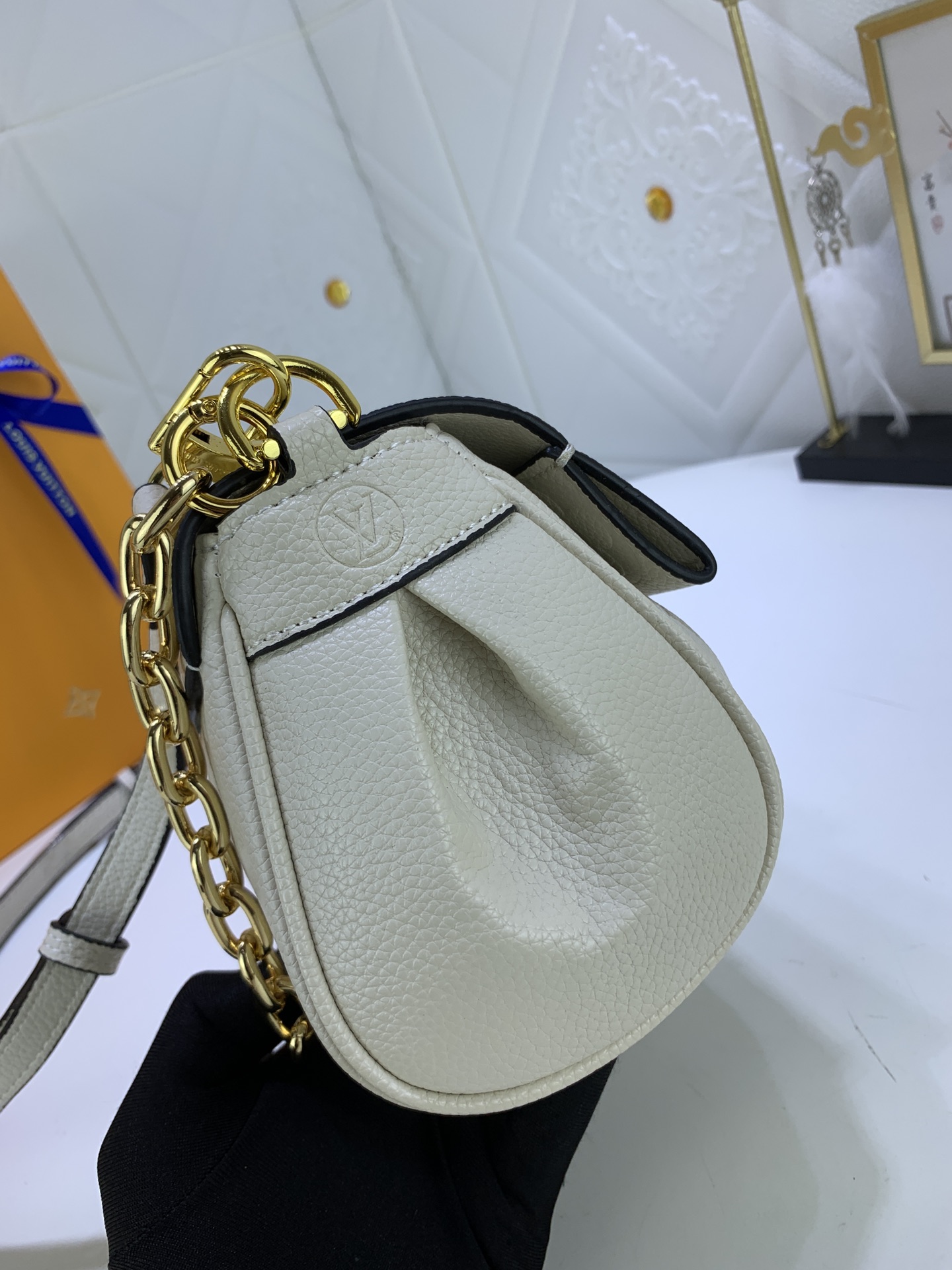 L*ouis V*uitton Bag Top Quality 24*14*9cm