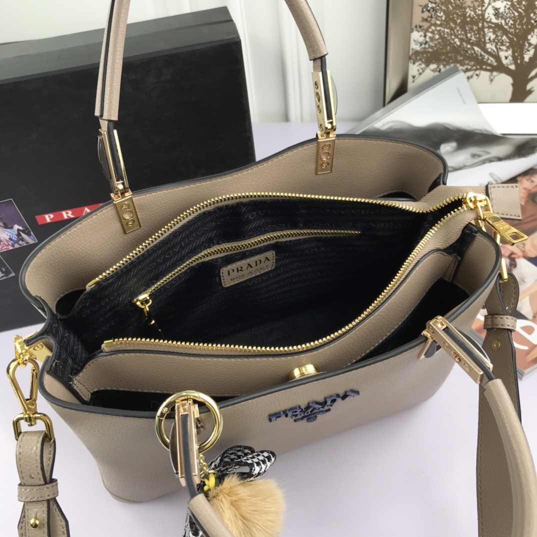 P*rada Top Bag 30*22*12cm