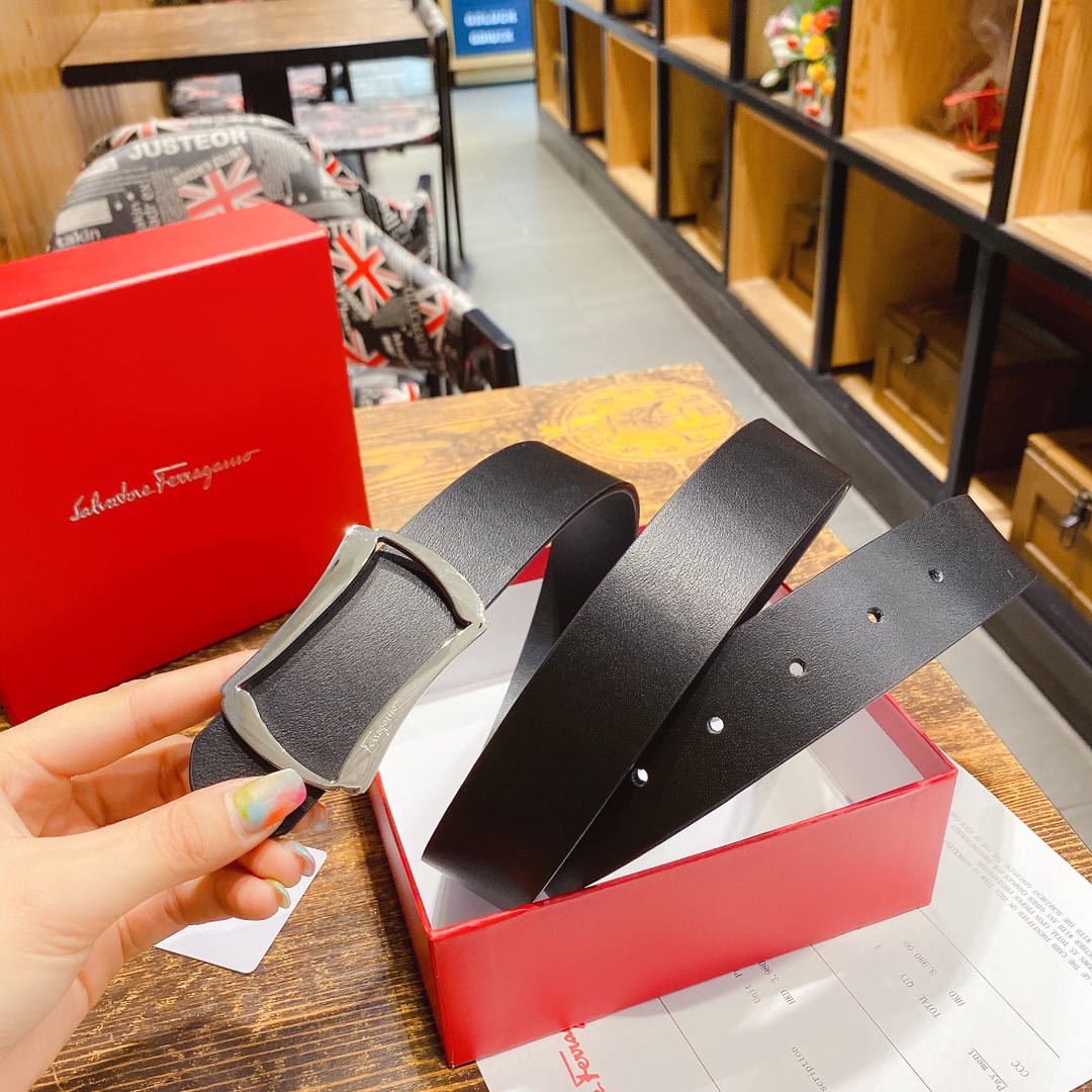 F*erragamo Top Version