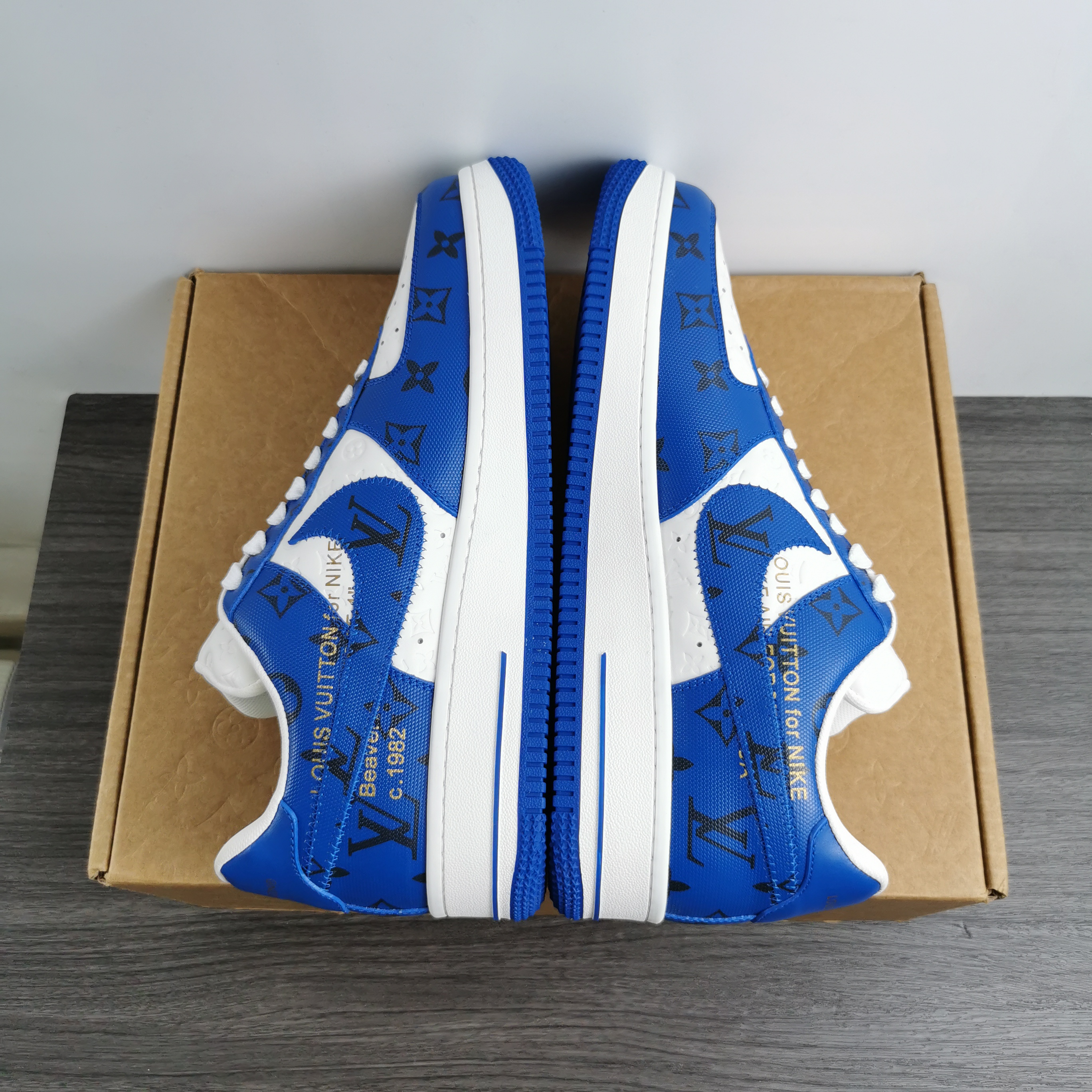 from O*ff-W*hite x Nike Air Force 1 x L*V Low