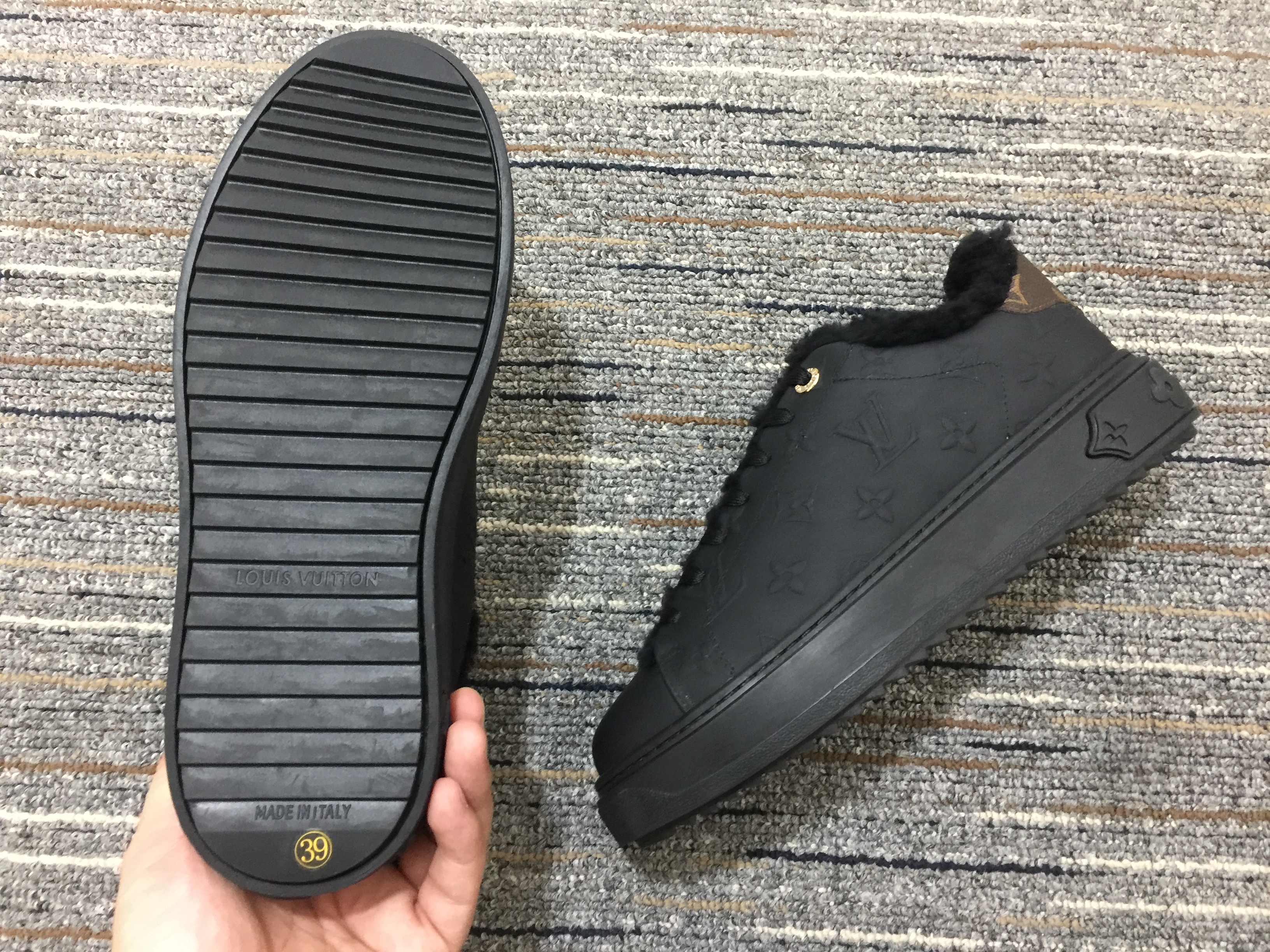 Men L*ouis V*uitton Top Sneaker