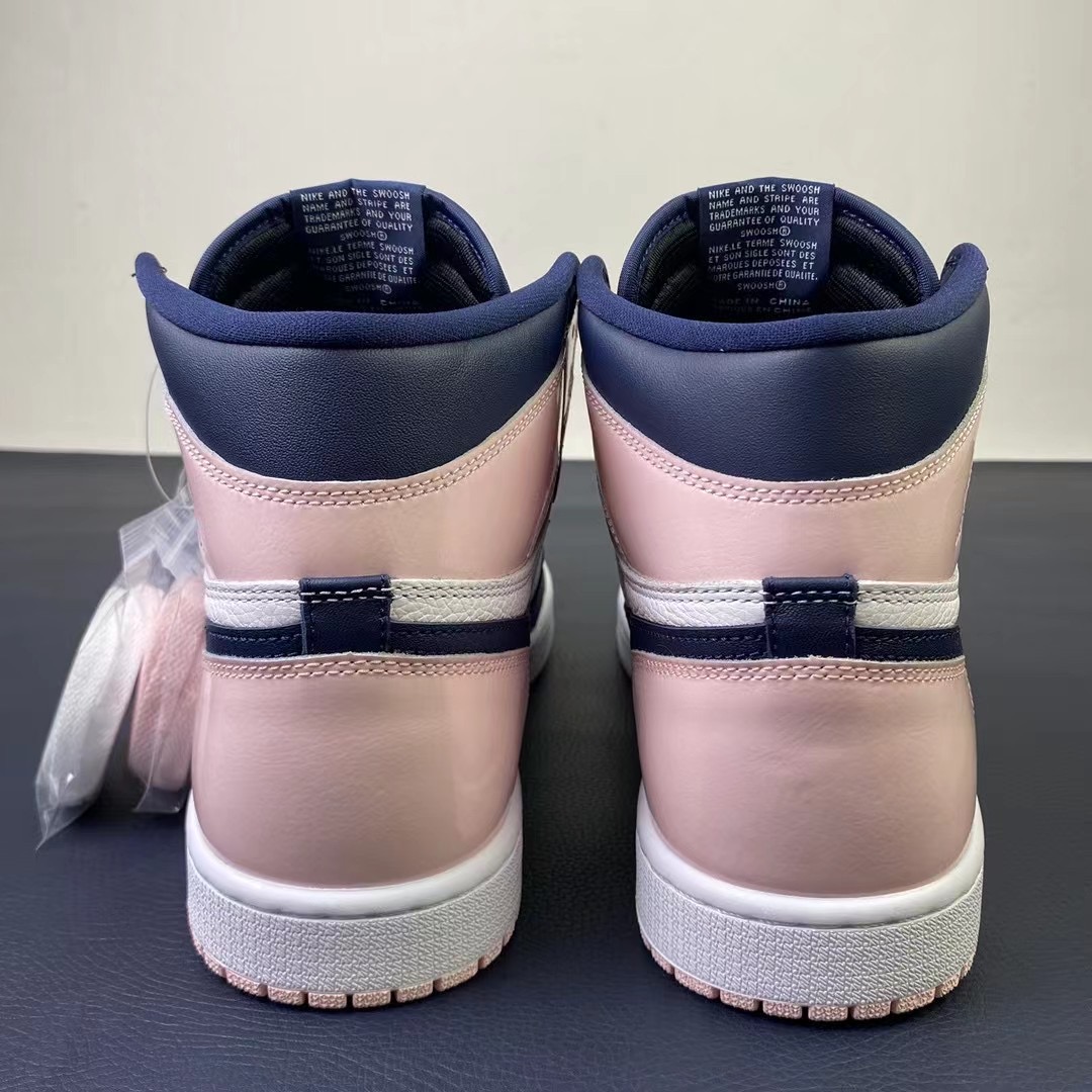 Air Jordan 1 High OG “Atmosphere” DD9335-641