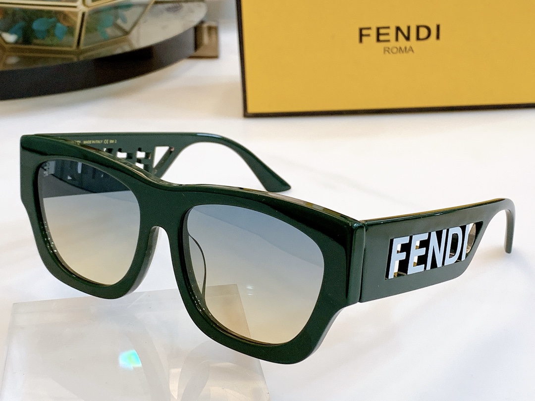 F*endi Glasses Top
