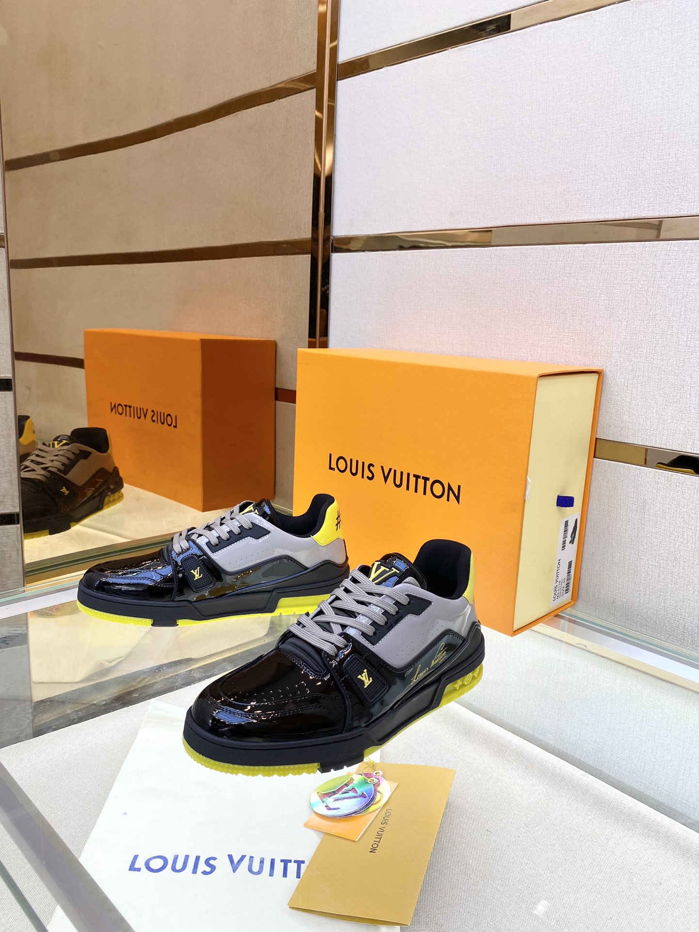 Men L*ouis V*uitton Top Sneaker