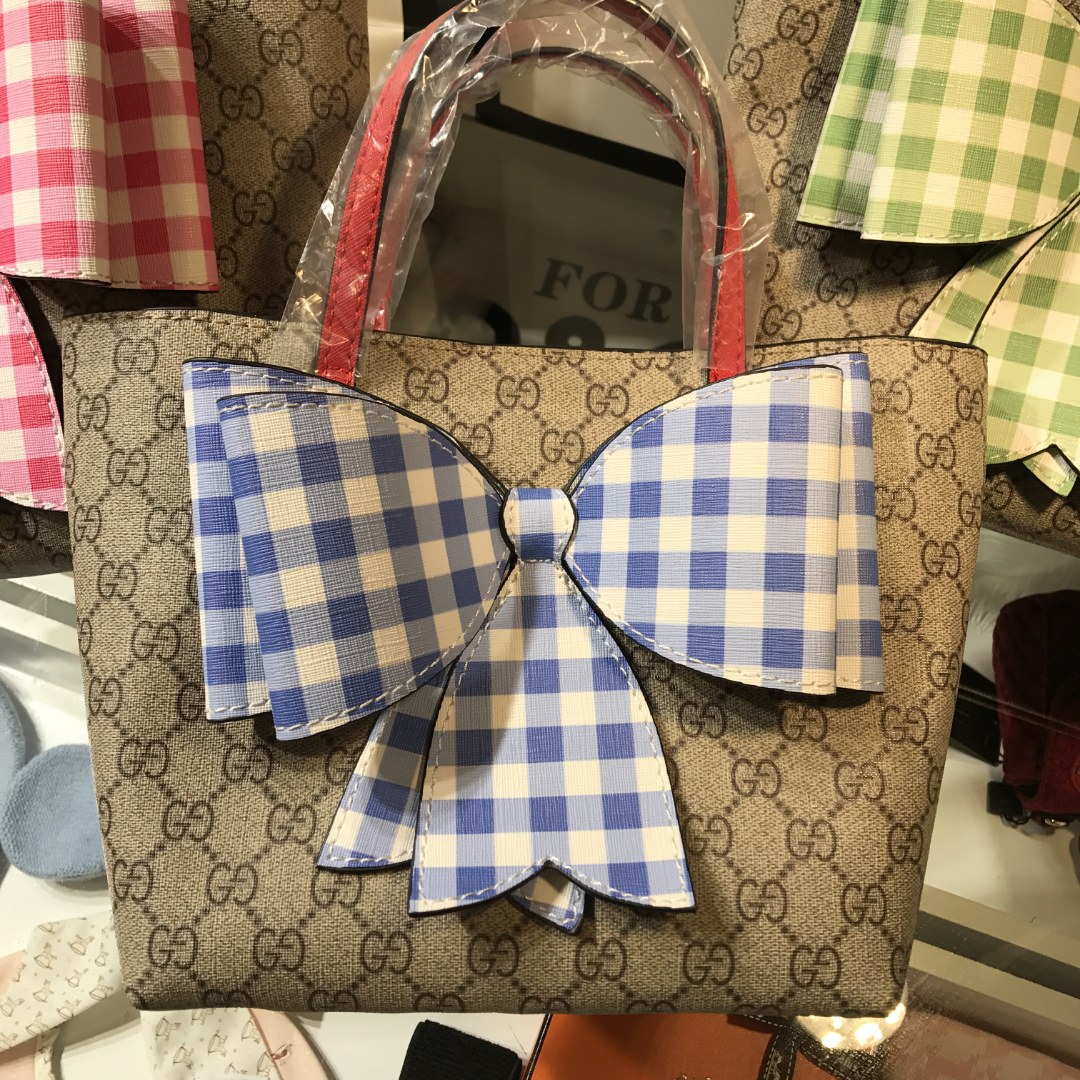 Kids Top Quality Bags 20*21*10 CM