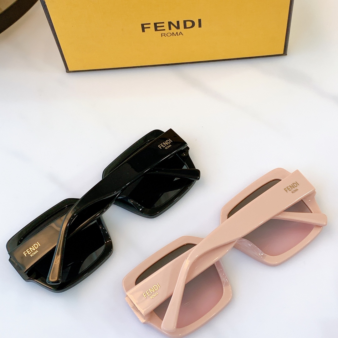 F*endi Glasses Top