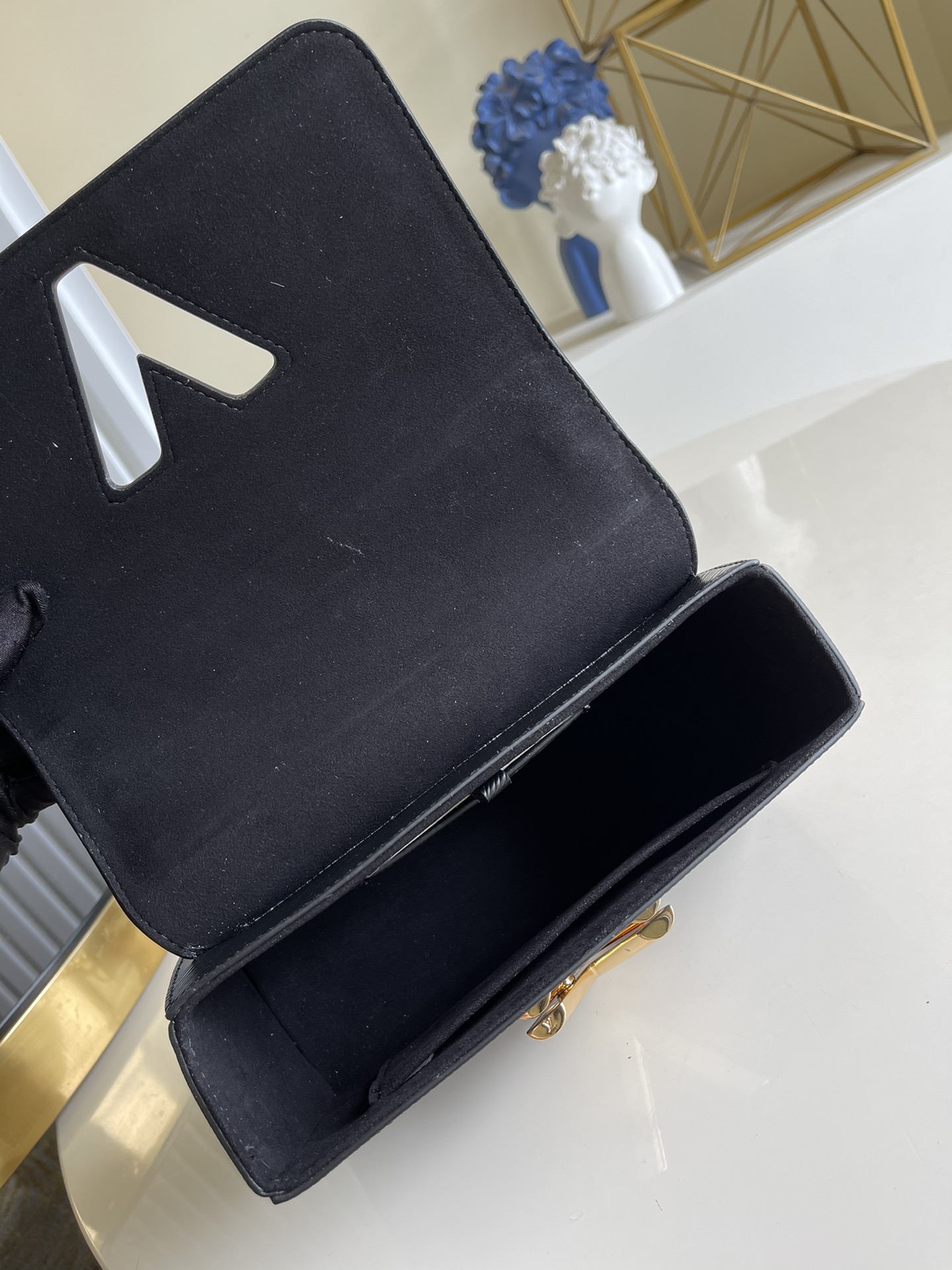 L*ouis V*uitton Bag Top Quality 23 x 17 x 9.5cm