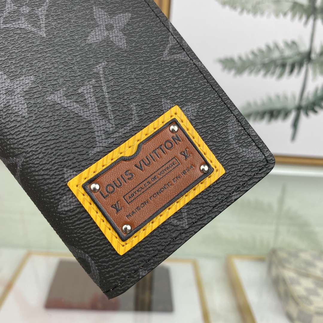 L*ouis V*uitton Bag Top Quality 8*11*1CM