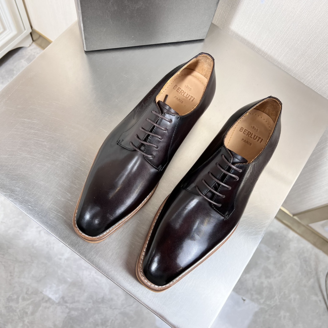 Men B*erluti Top Loafer